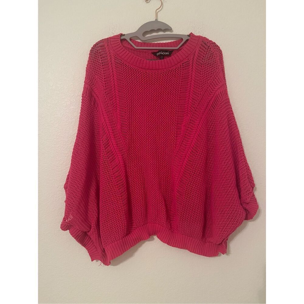 Davi & Dani BATWING LOOSE FIT HOLLOW OUT COVER UP SWEATER - Picture 2 of 5